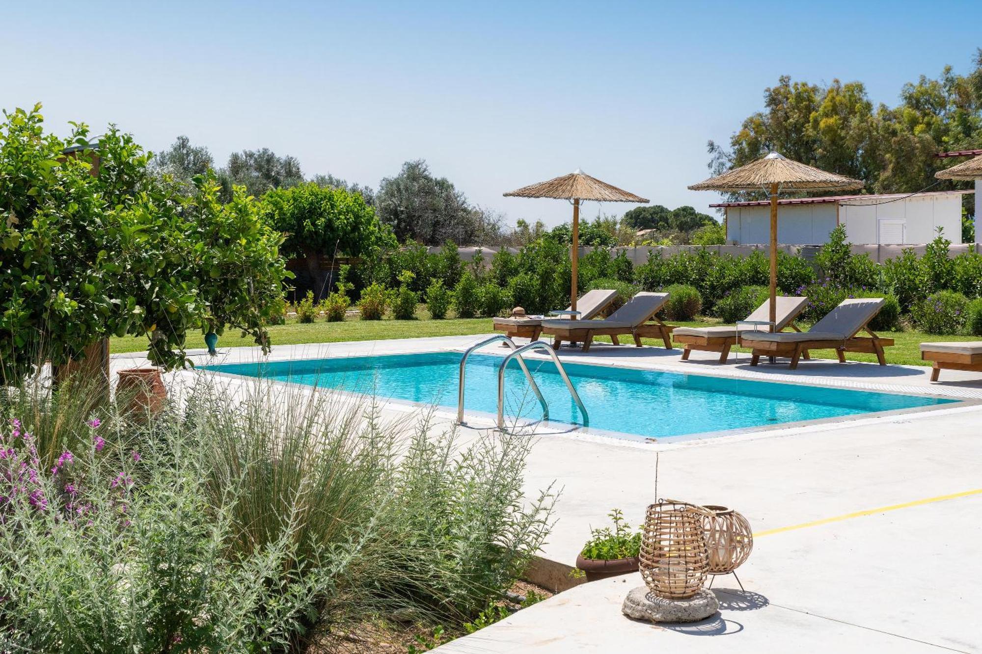 Ethria Pool Villa With Heated Jacuzzi Afantou Exteriér fotografie